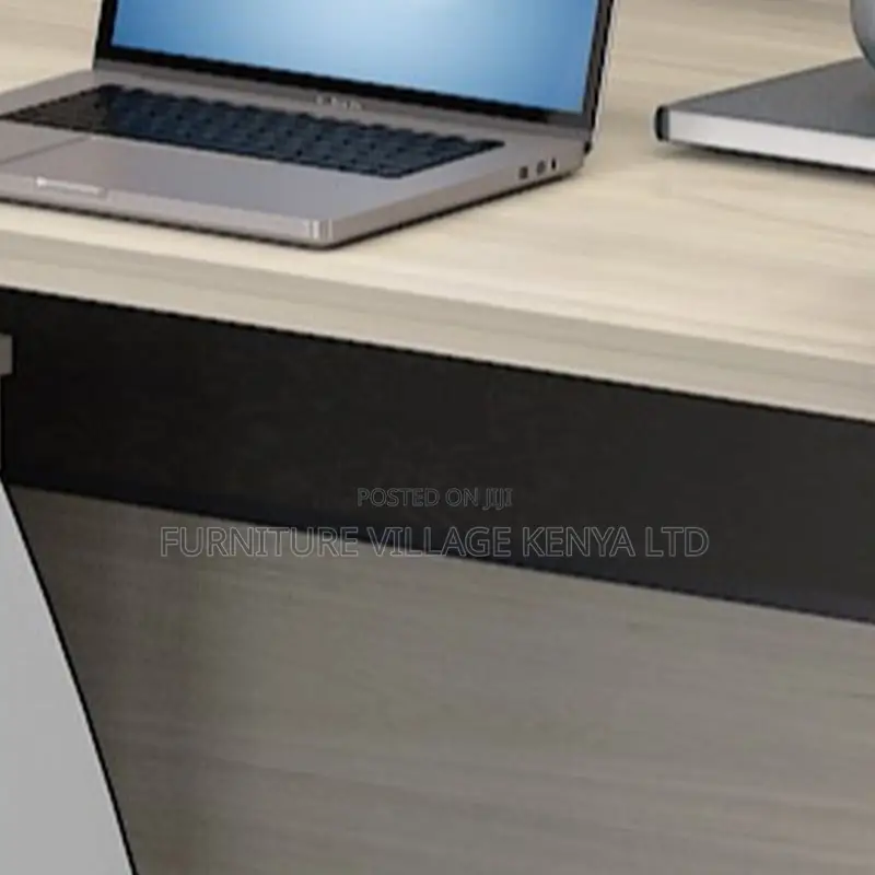 Workstations:Office 4-Section Modular Office Work Desk