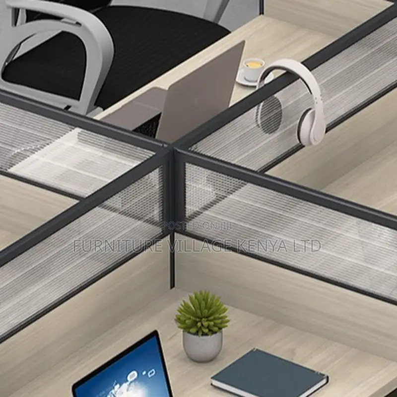 Workstations:Office 4-Section Modular Office Work Desk