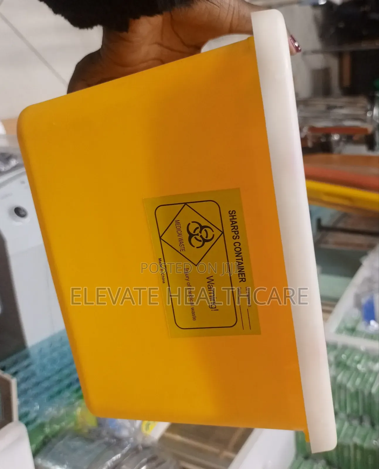 Reusable Sharp Box