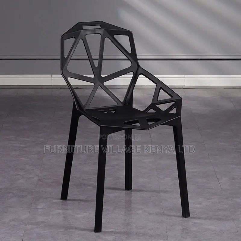 Dining Chair:Indoor Outdoor Plastic Leisure Dining Chair