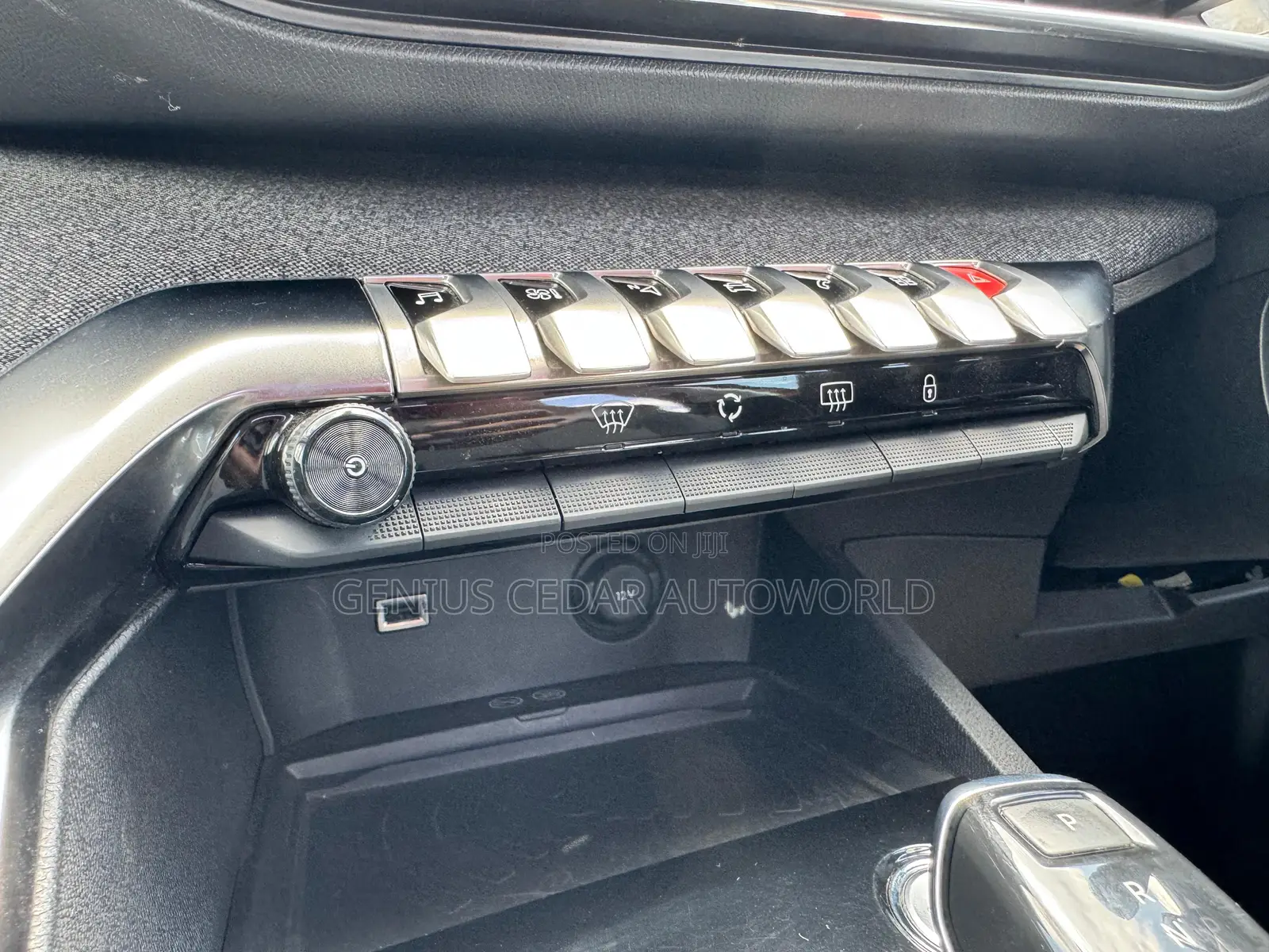 Peugeot 3008 2018 Brown
