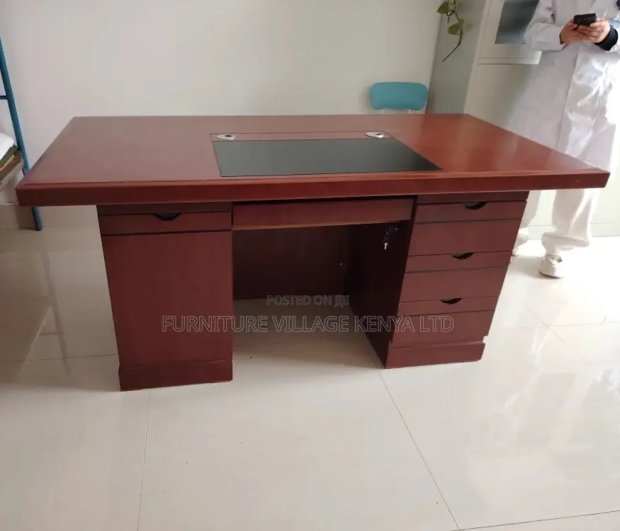 Office Desk:120cm Veneer Executive Desk (Lockable Drawer)
