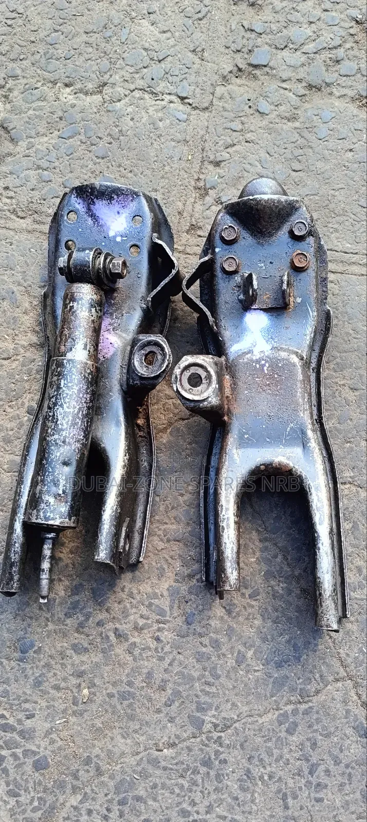 Lower Control Arms Mazda B22.