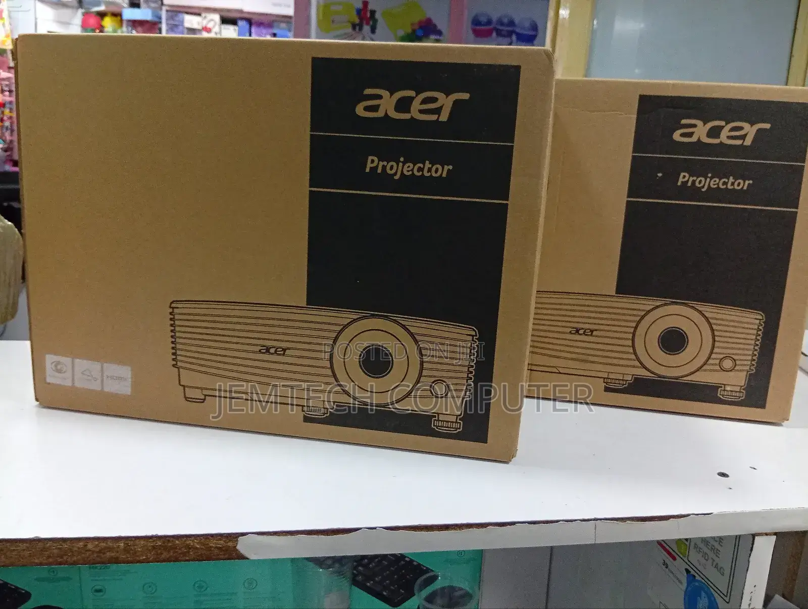 DLP Acer X1123hp, Brightness:2000-4000 Lumens\\X1123hp Acer