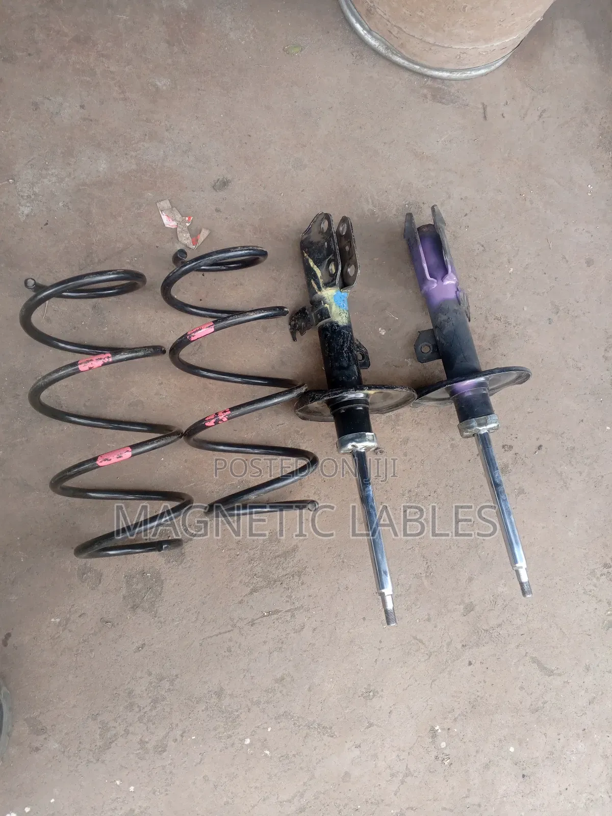Toyota Isis Front Suspension Shock Absorbers