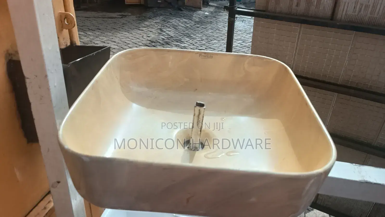 Brown Tabletop Hand Wash Basin