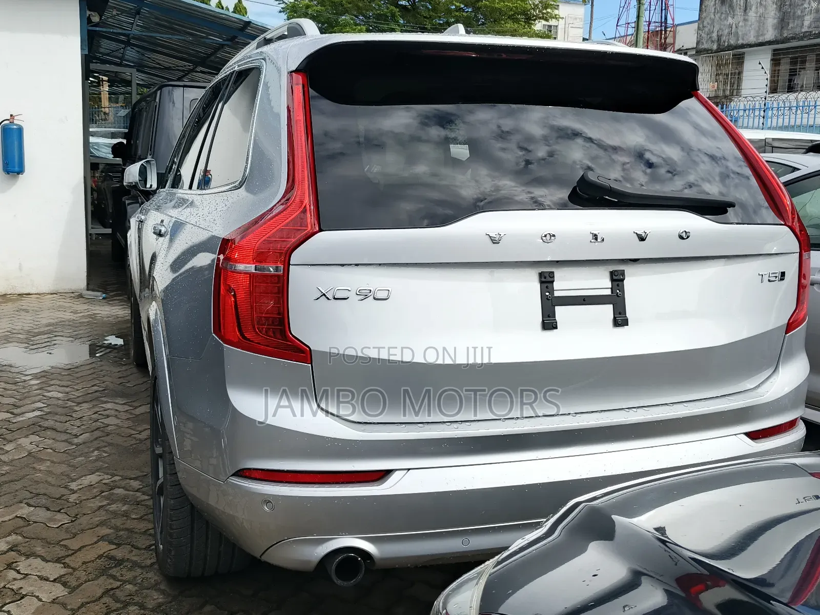 Volvo XC90 T5 Momentum AWD 2018 Silver