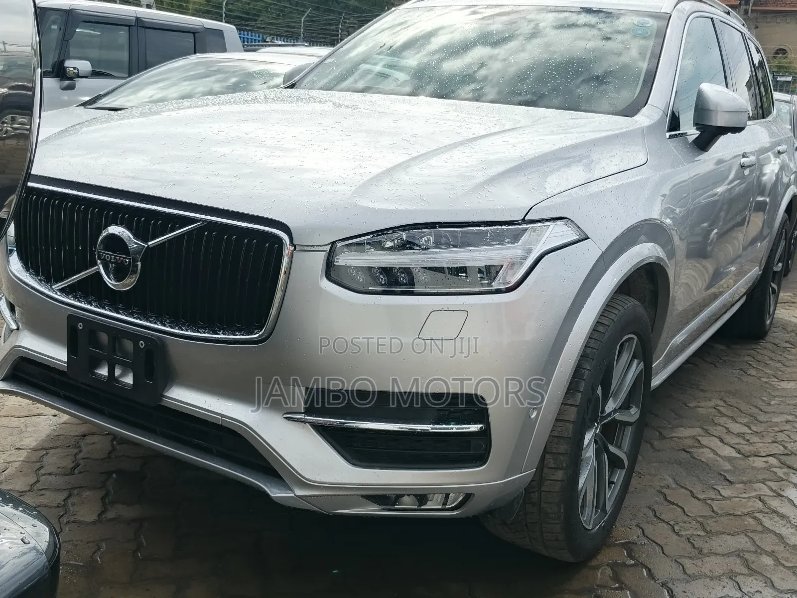 Volvo XC90 T5 Momentum AWD 2018 Silver