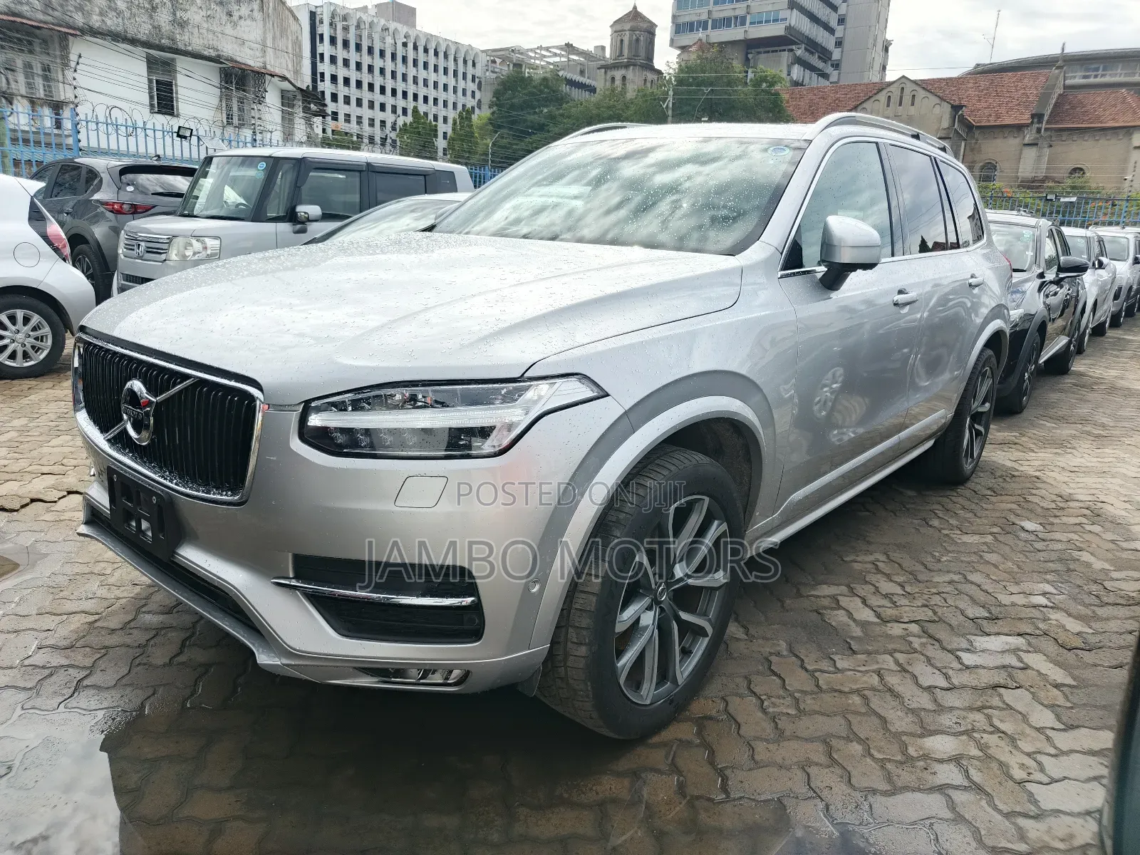 Volvo XC90 T5 Momentum AWD 2018 Silver