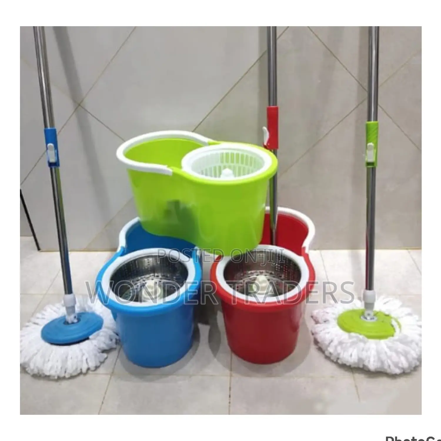 *Bucket Washer Spin Cleaning Mop.*