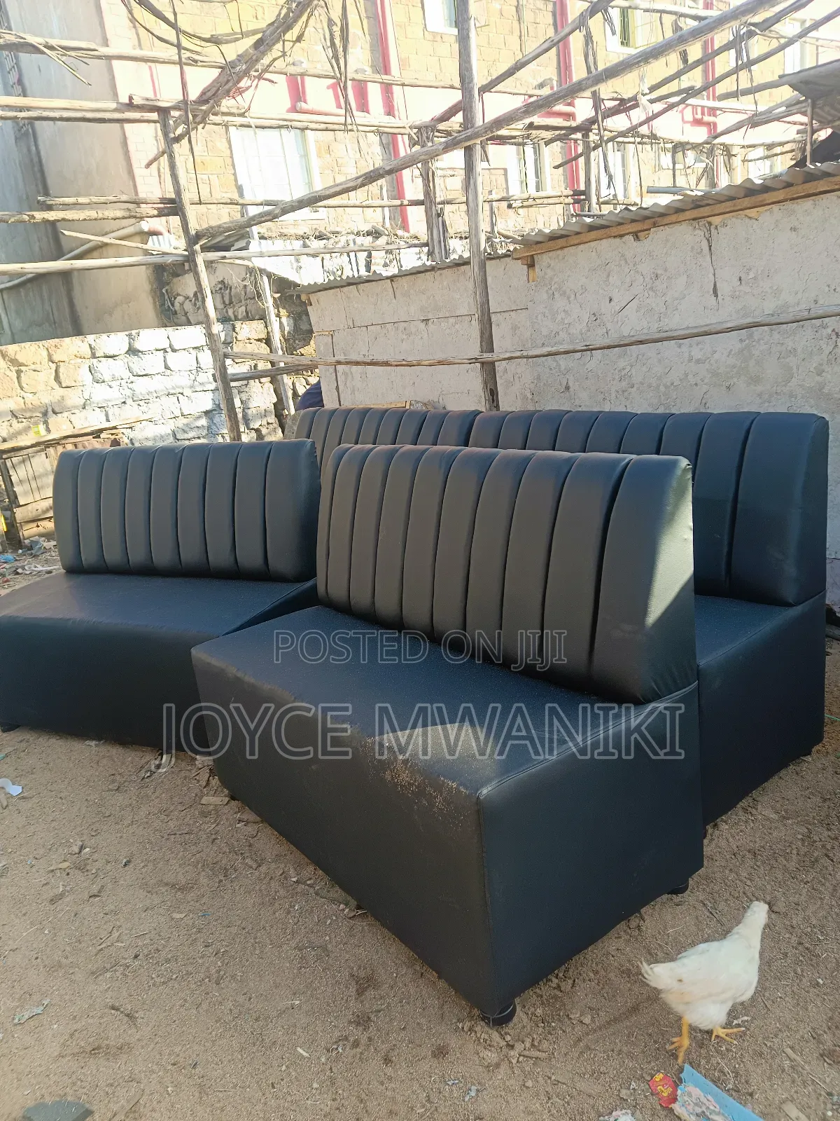 Black Couch 4ft 