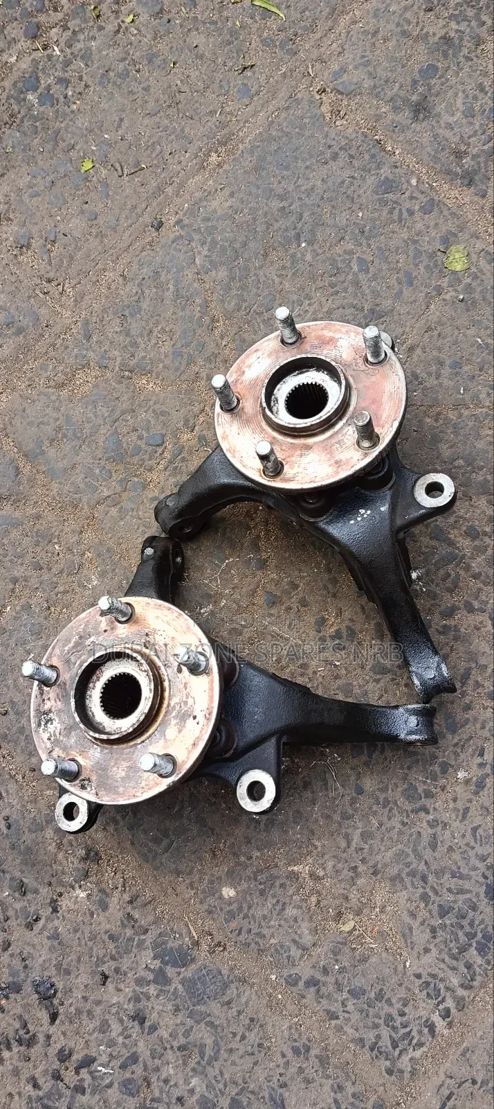Vanguard,Rav4 Front Wheel Hubs.