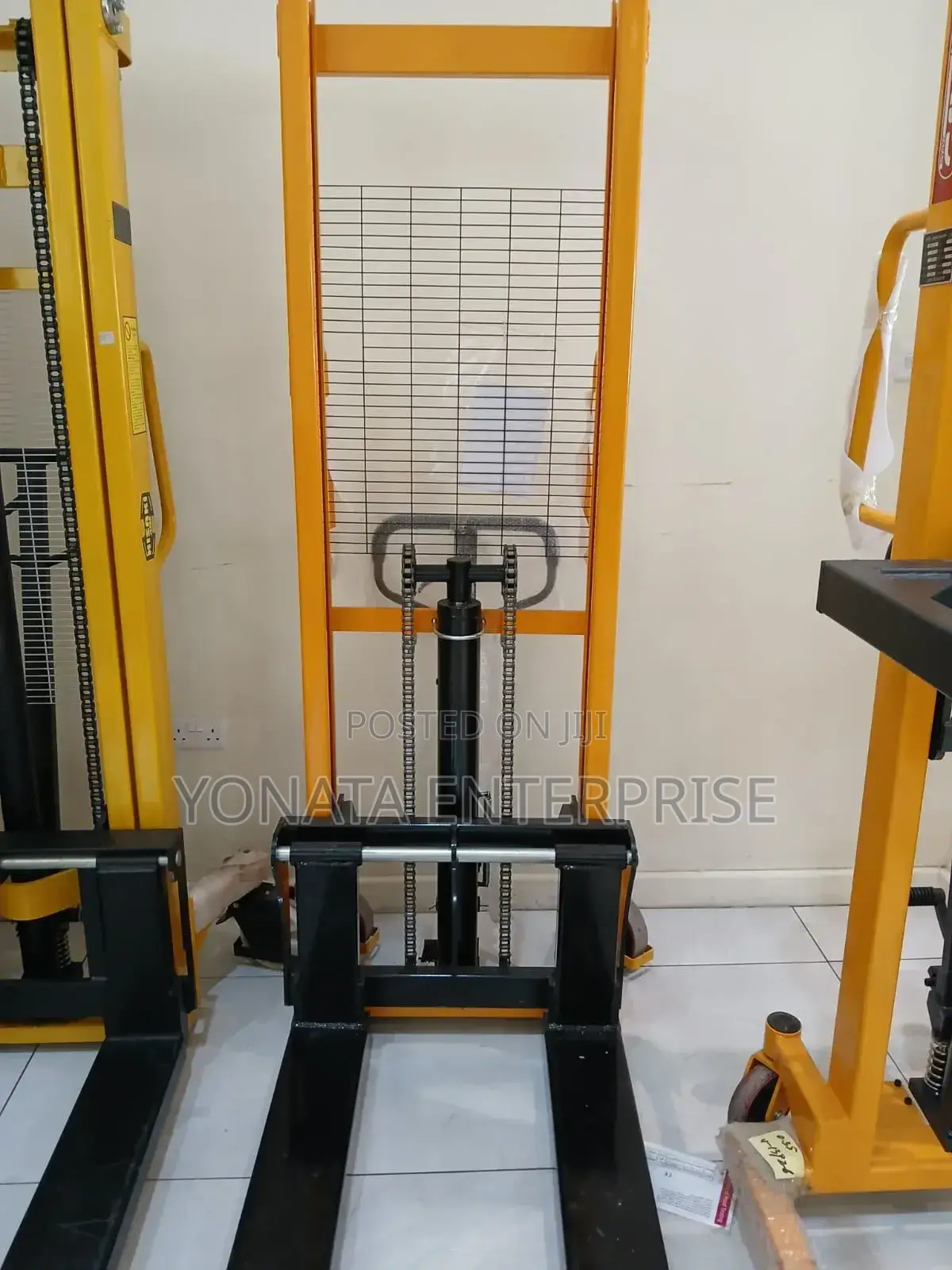 Hydraulic Stacker 2t