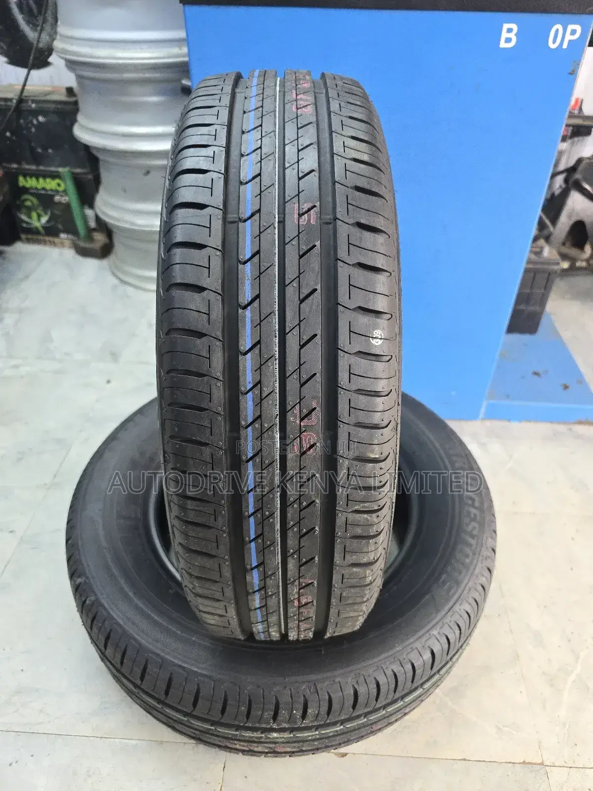 185/65r15 Bridgestone Tire