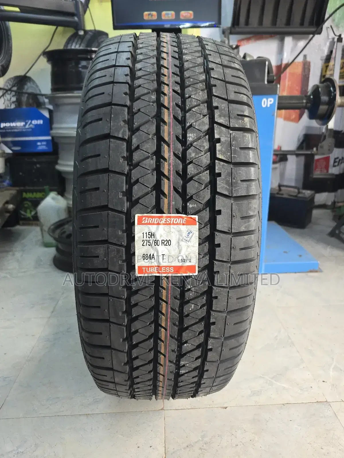 275/60r20 Bridgestone Tire