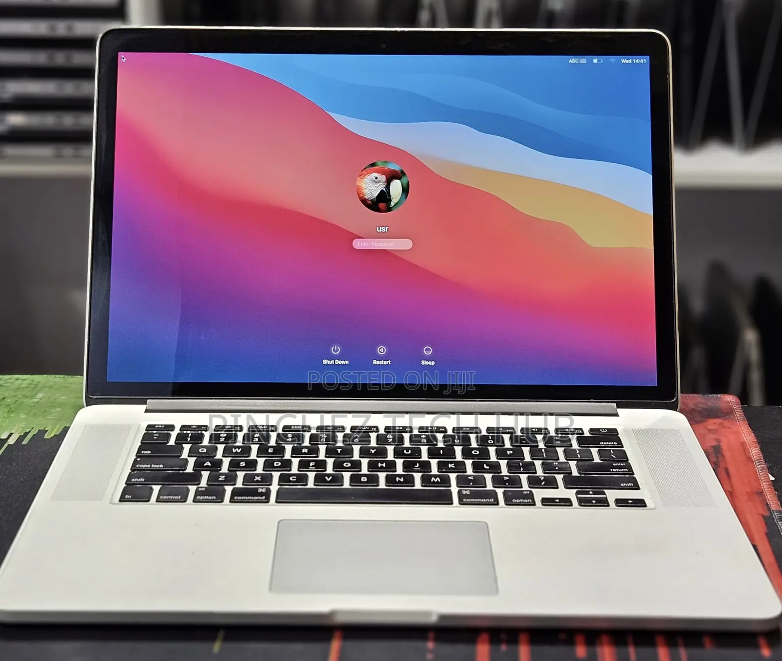 Laptop Apple MacBook Pro 2015 16GB Intel Core I7 SSD 256GB
