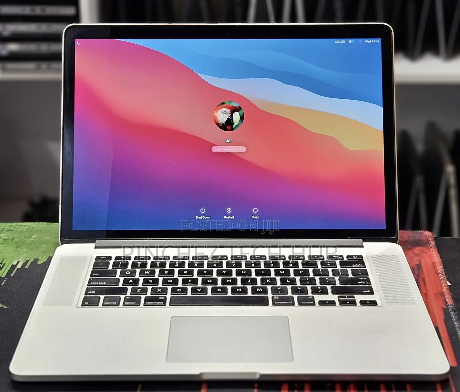 Laptop Apple MacBook Pro 2015 16GB Intel Core I7 SSD 256GB