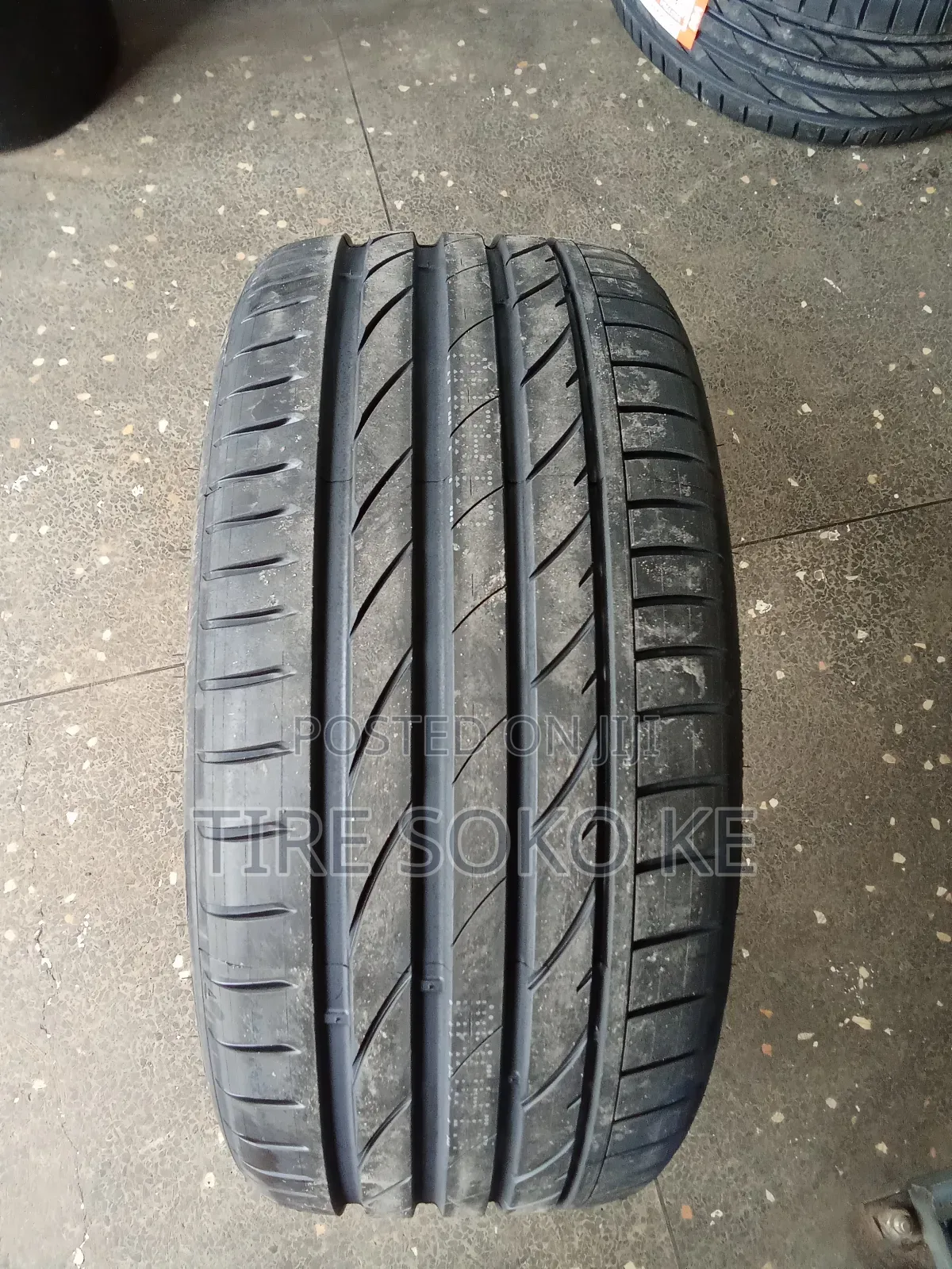 245/35r19 Maxxis Victra Sport Vs5
