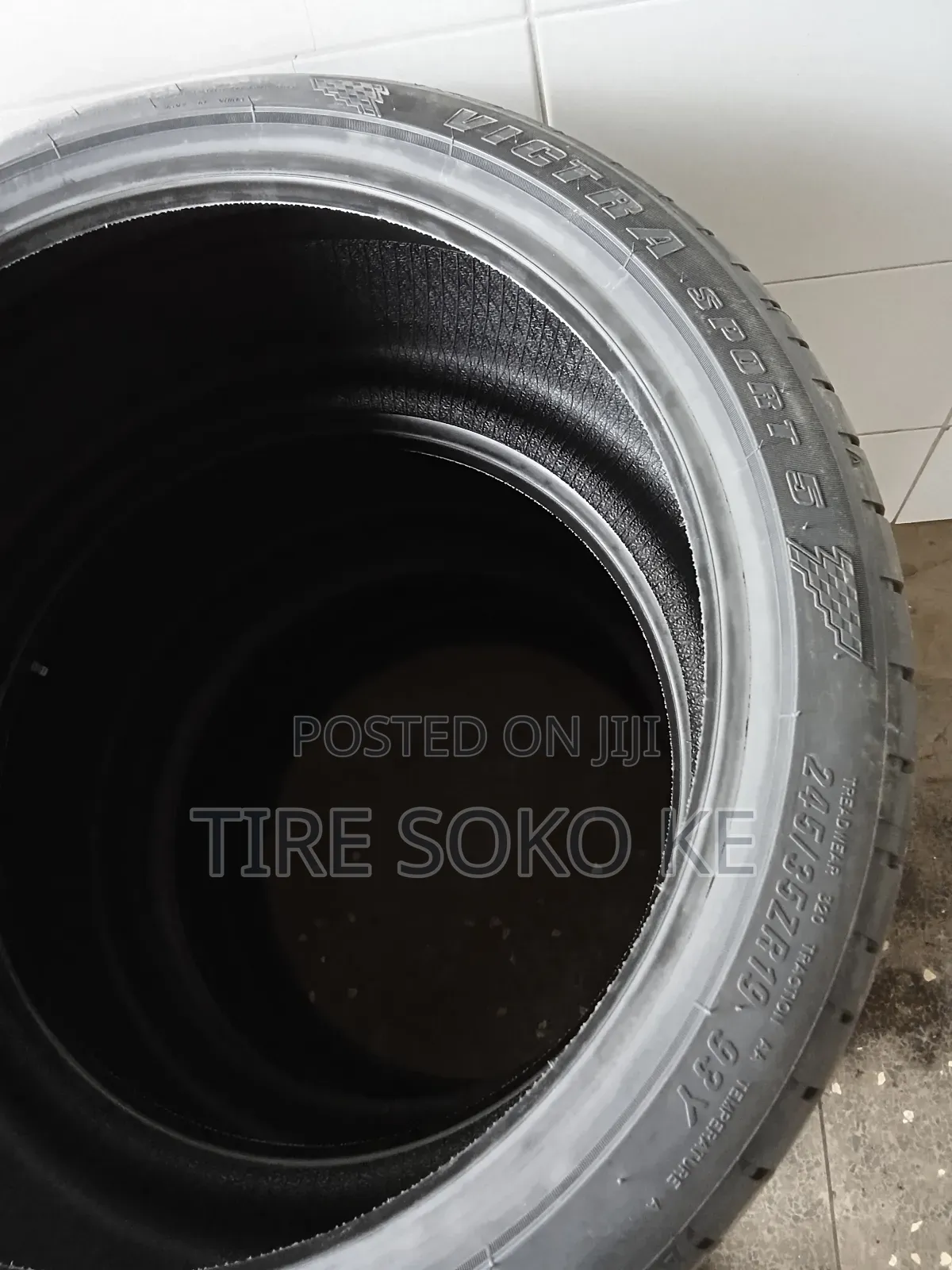 245/35r19 Maxxis Victra Sport Vs5
