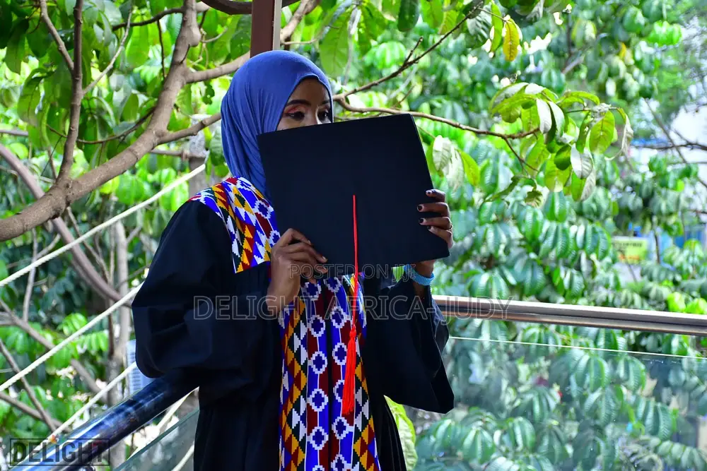Abaya, Hijab Tailoring Training Fashion for Muslim Somali