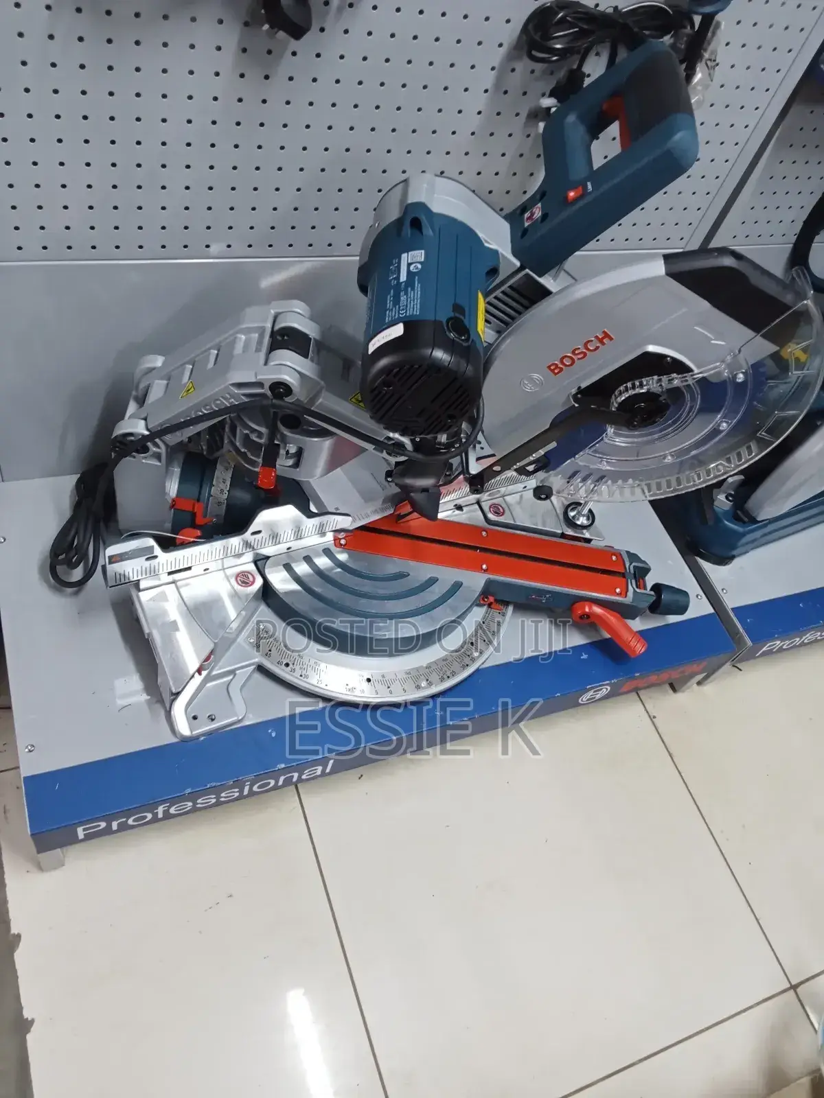 Gliding Mitre Saw GCM 12 GDL Bosch