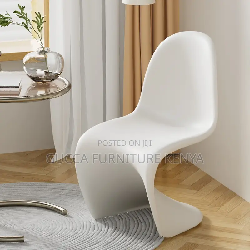 Home Chairs: Fashionable Casual Plastic Reception Chair