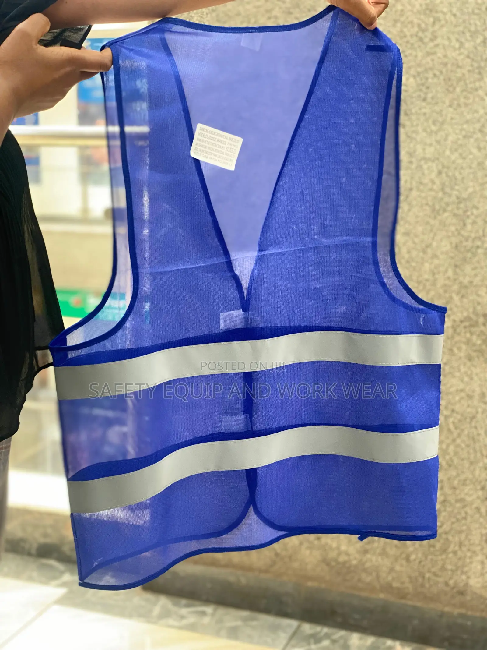 Blue Reflector Vest Ideal For Outdoor Safety