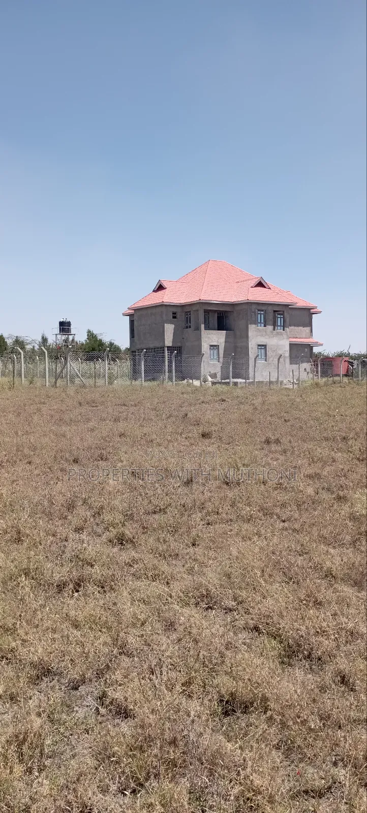 50×100 Plots for Sale in Kisaju.