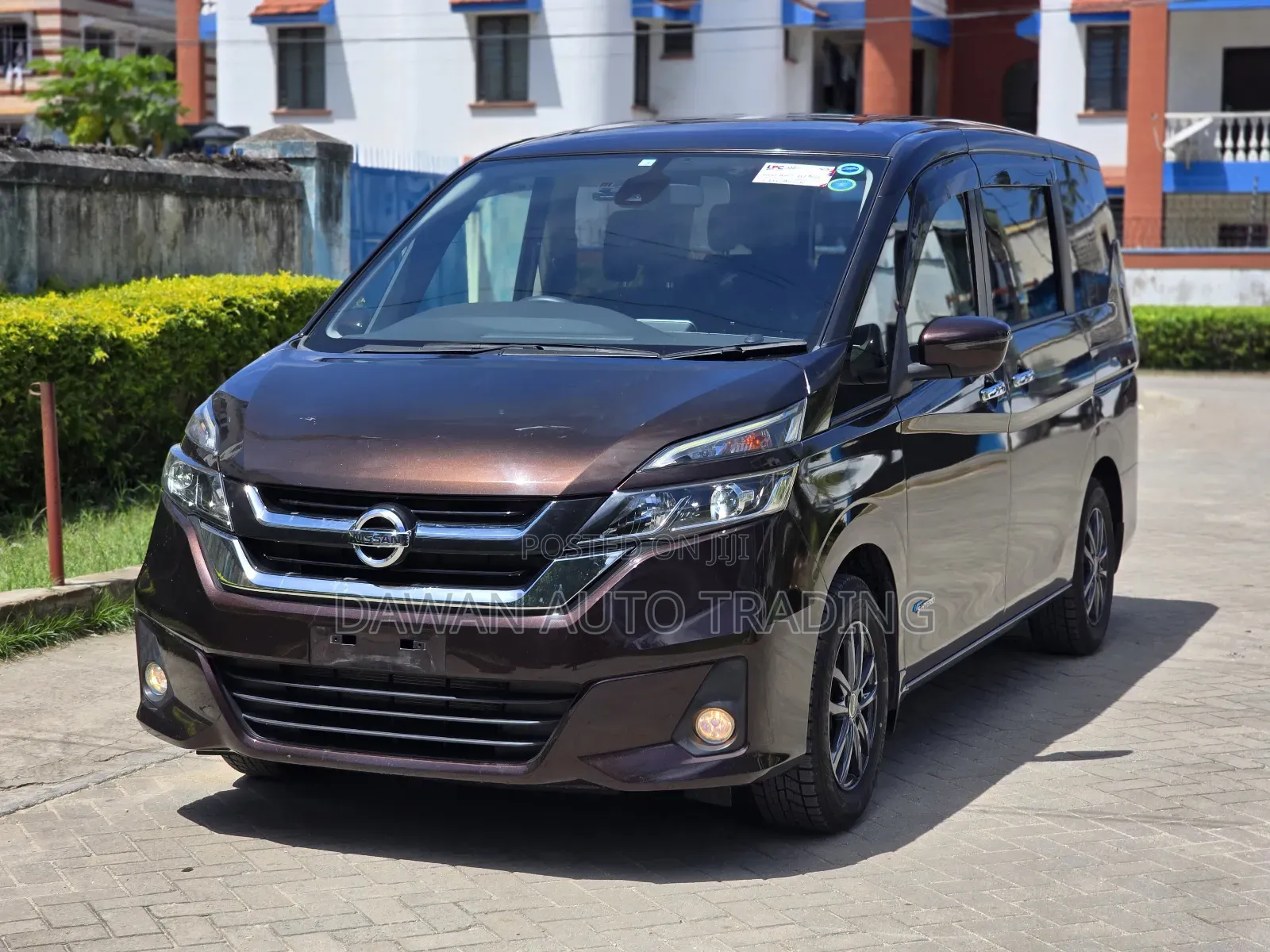 Nissan Serena 2018 Purple
