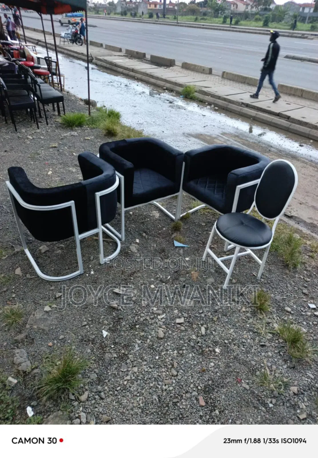 Manicure Seats, White and Black 4 Pieces 