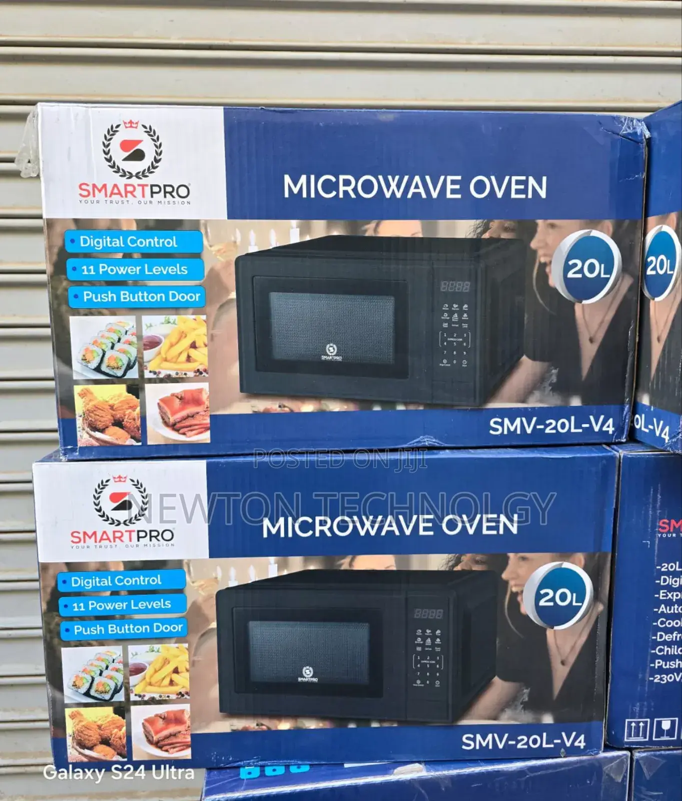 20 Litres Smart Pro Digital Black Microwave