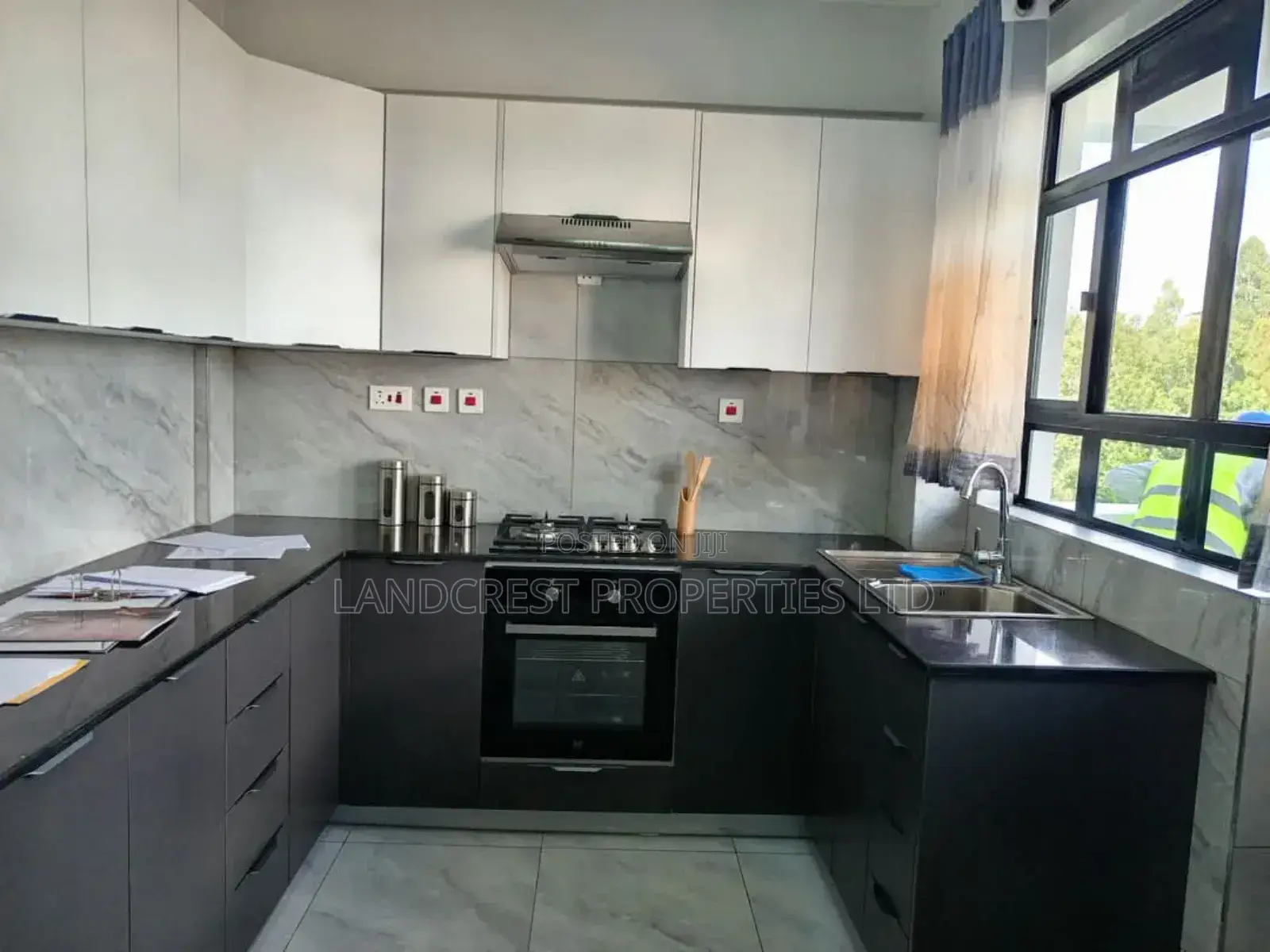 1bdrm Apartment in Uthiru for sale