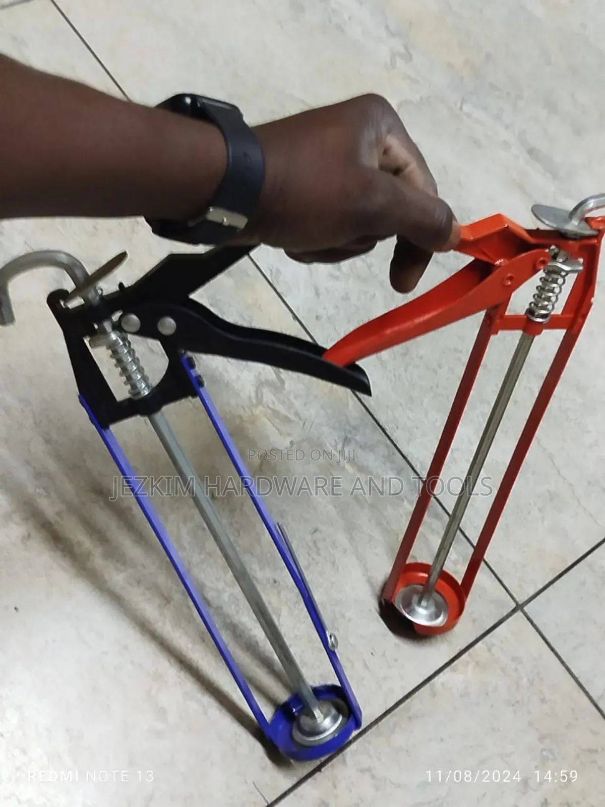 Silicone Guns