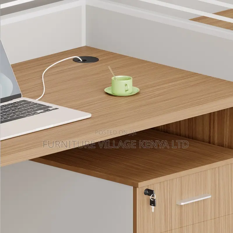 Workstation:2-Way Screen Partition Simple Office Workstation