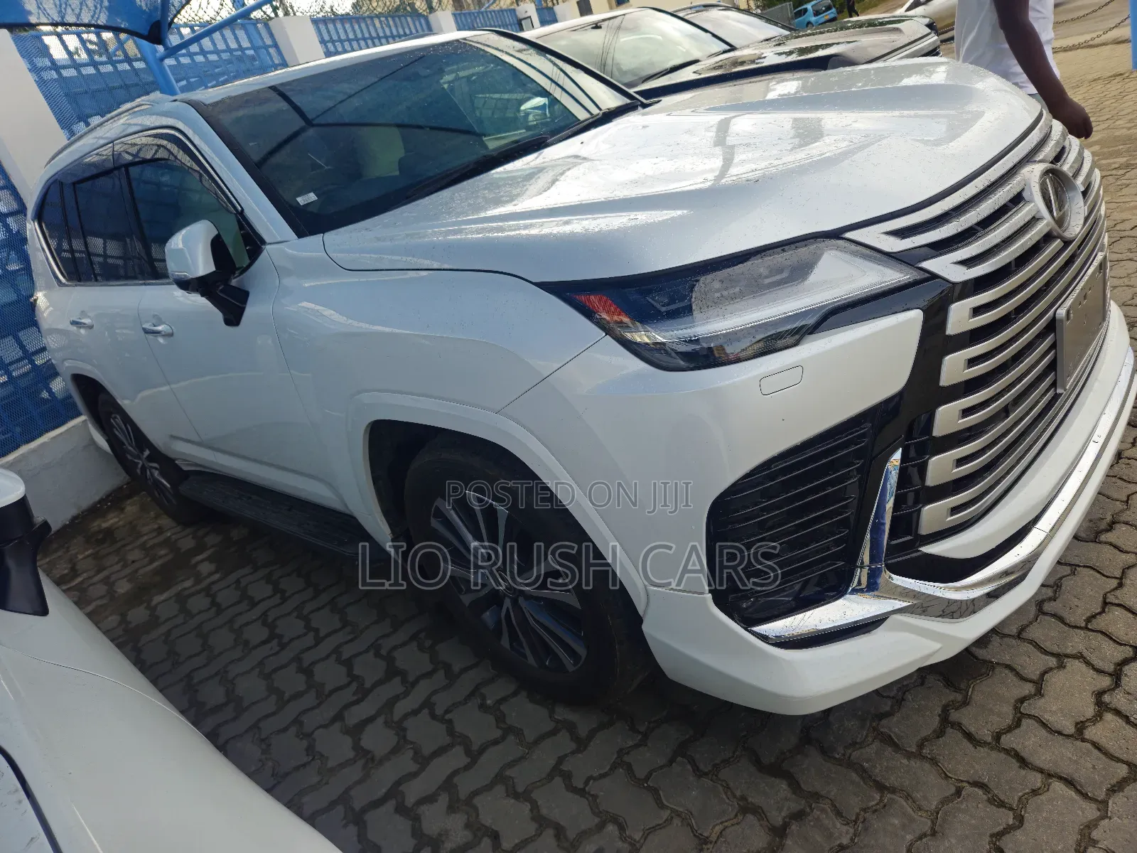 Lexus LX 2024 White
