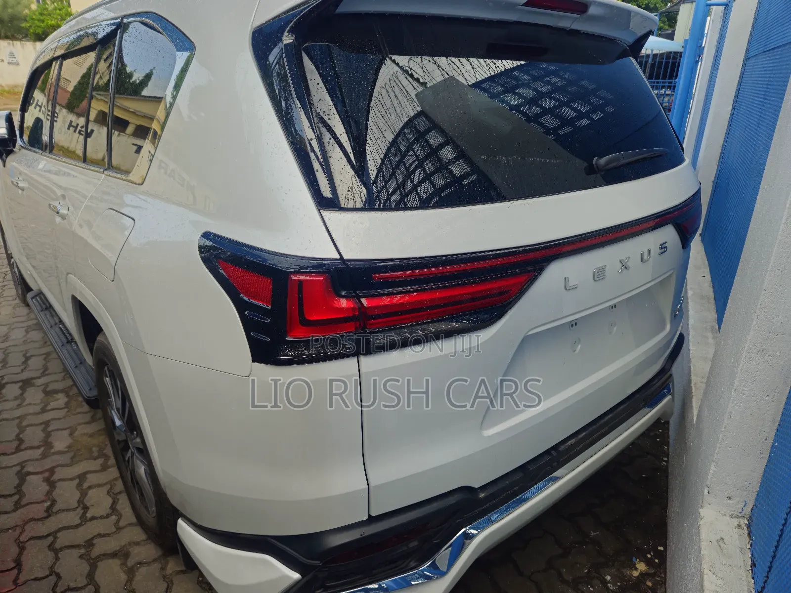 Lexus LX 2024 White