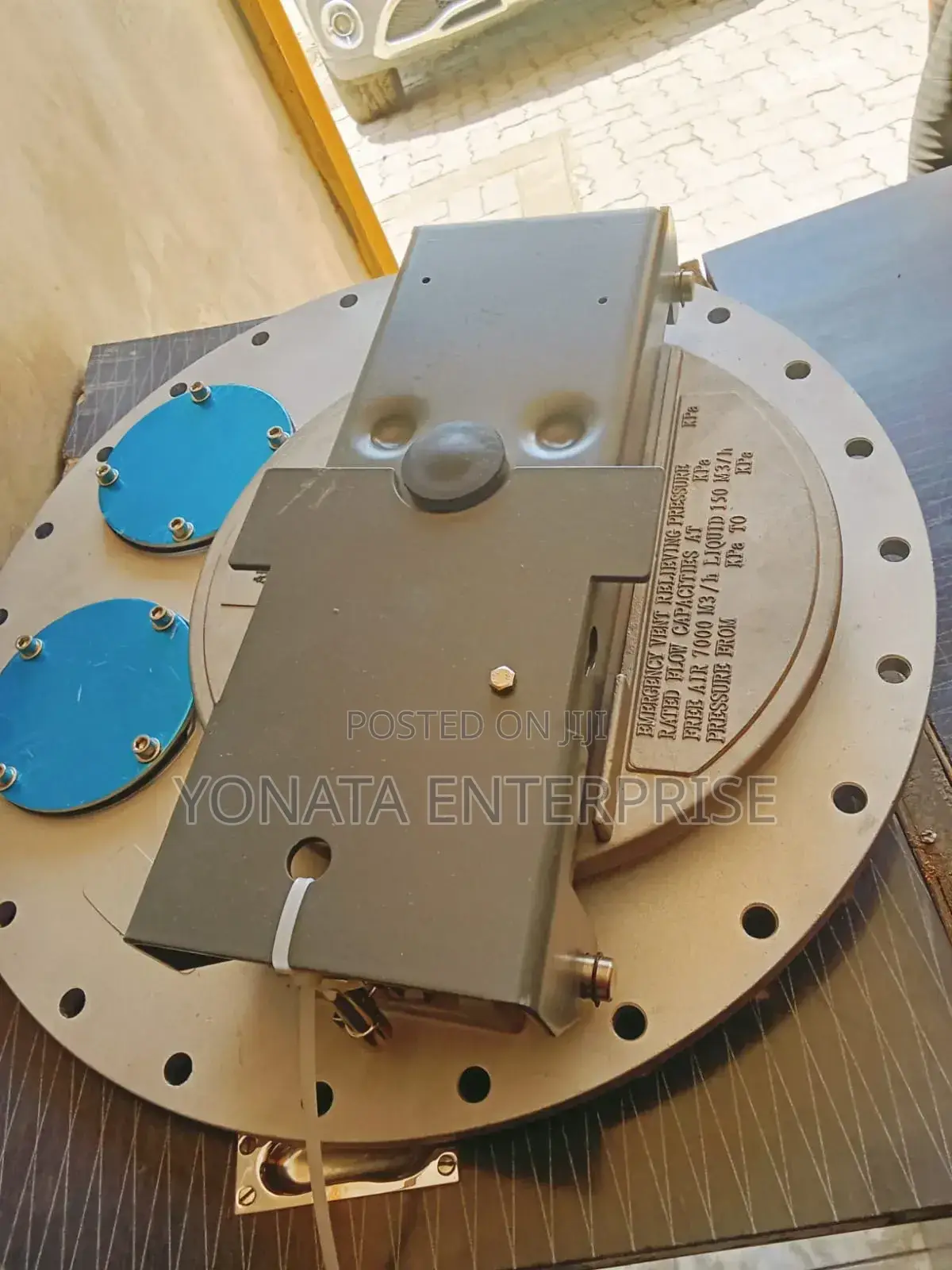 16" Fuel Tank Manhole Cover