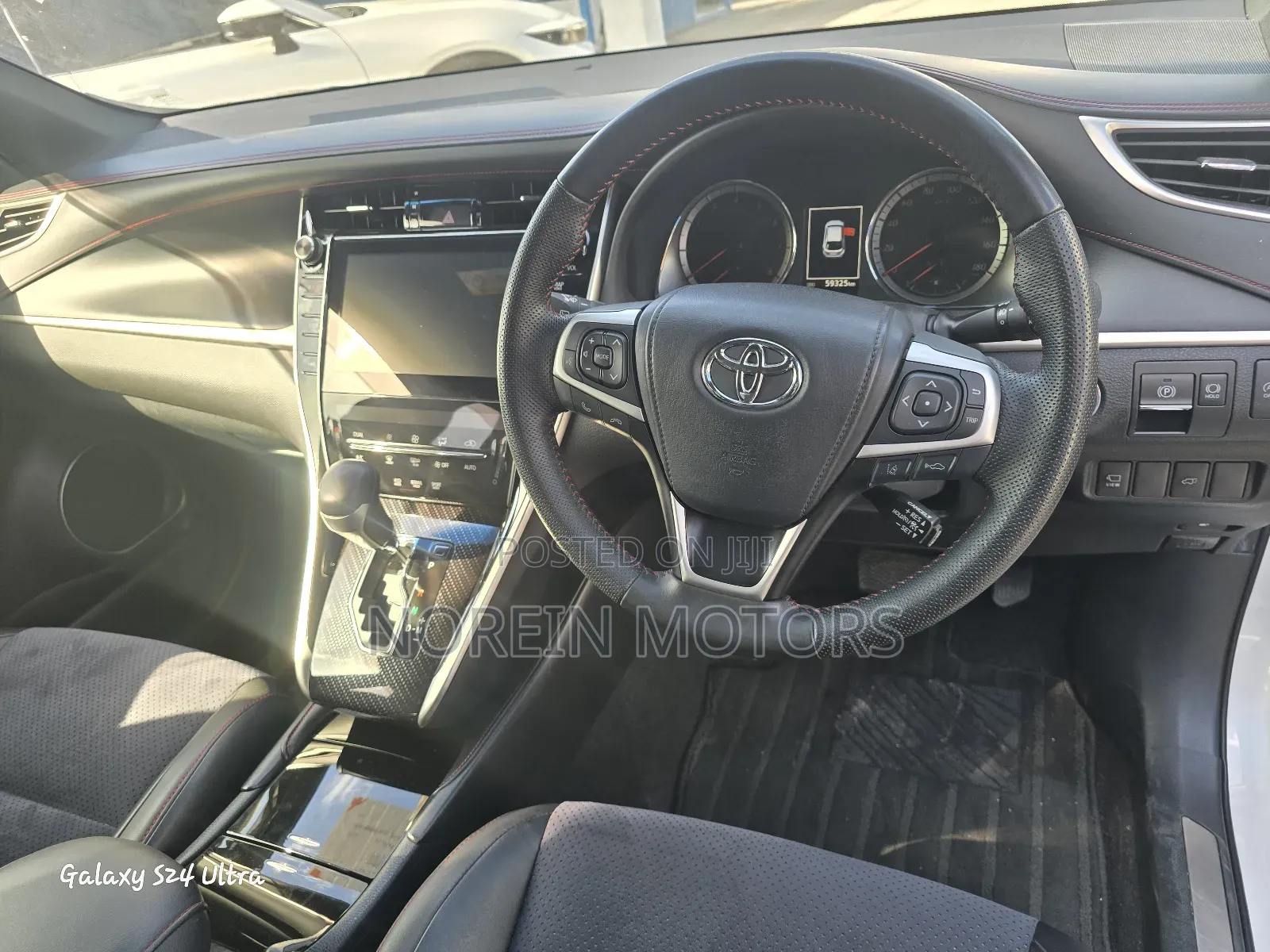 Toyota Harrier 2019 Pearl