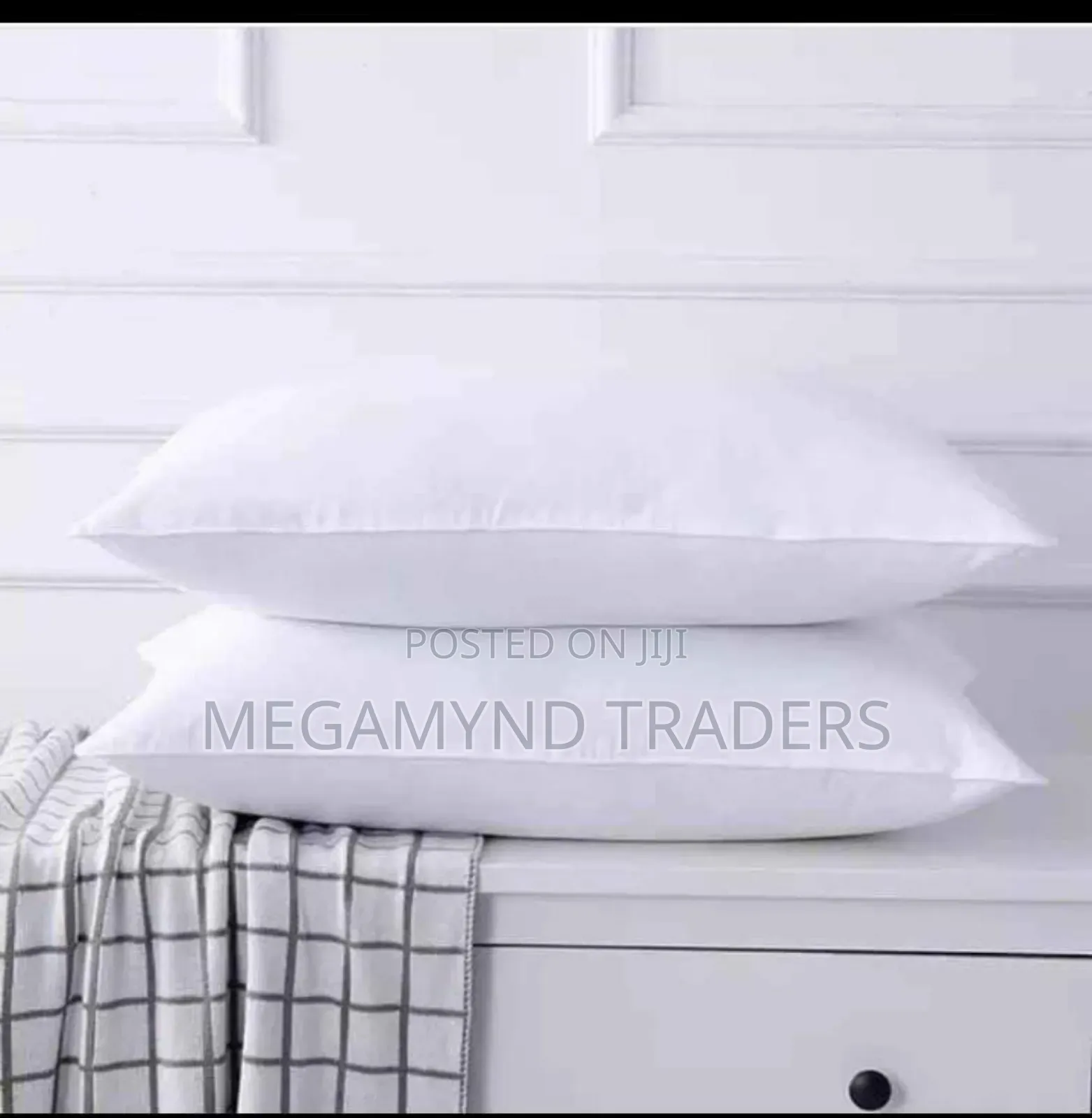 Compressed Fiber Pillow/Bed Pillow White