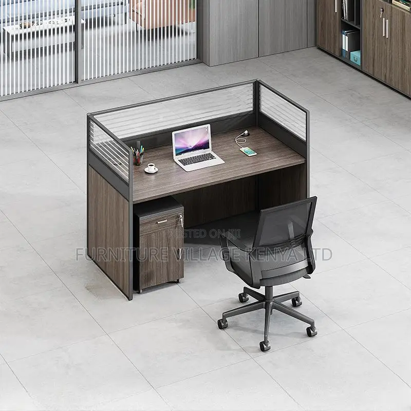 Workstation: Modern Single-Slot Modular Office Station