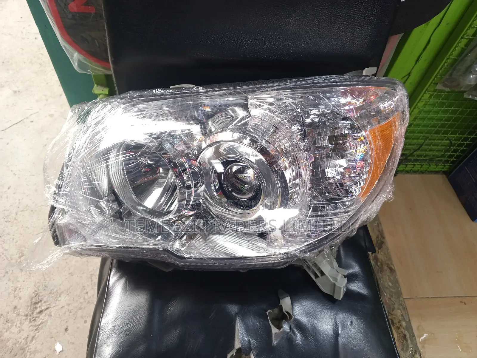 Depo Headlight Toyota Hilux Surf
