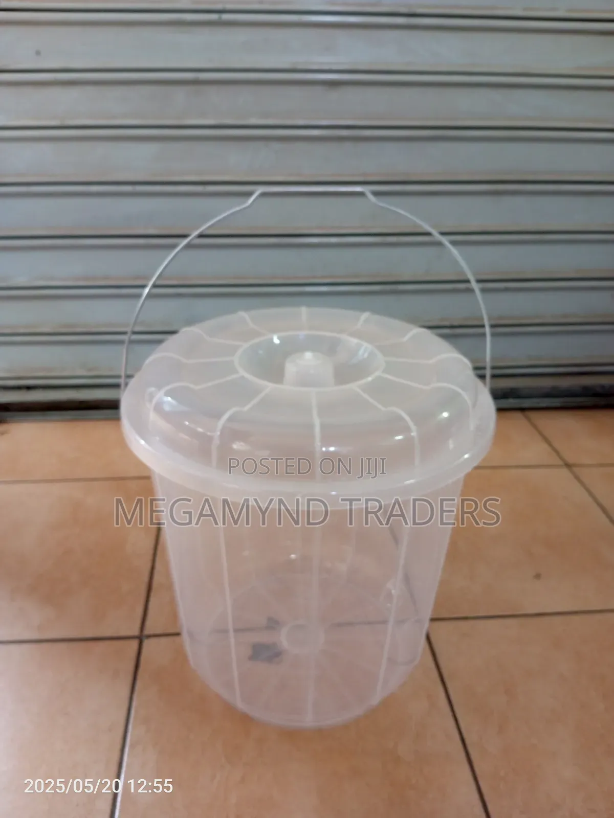 20 LTR Bucket With Lid / Plastic Bucket