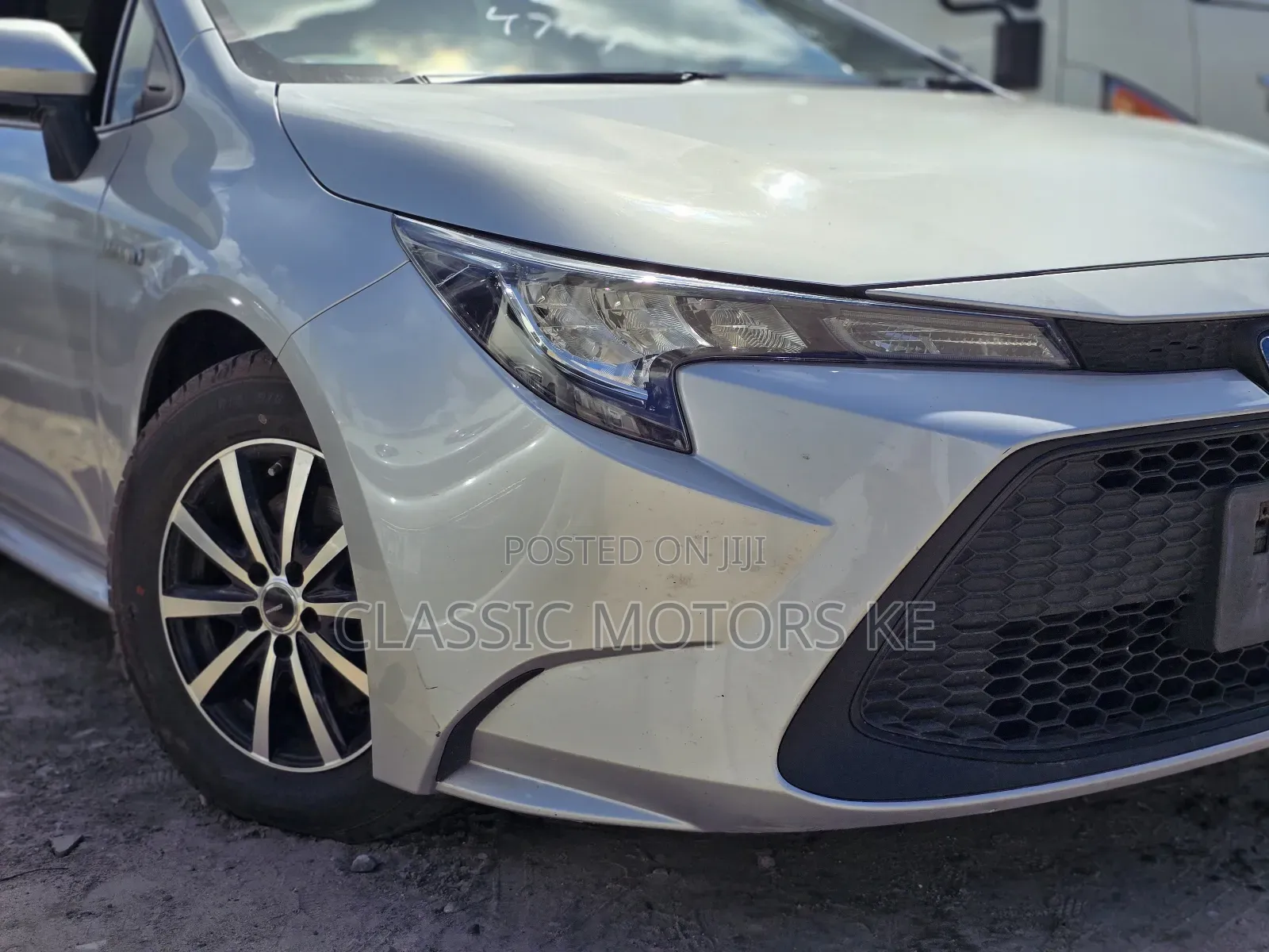 Toyota Corolla LE Eco (1.8L 4cyl 2A) 2019 Silver