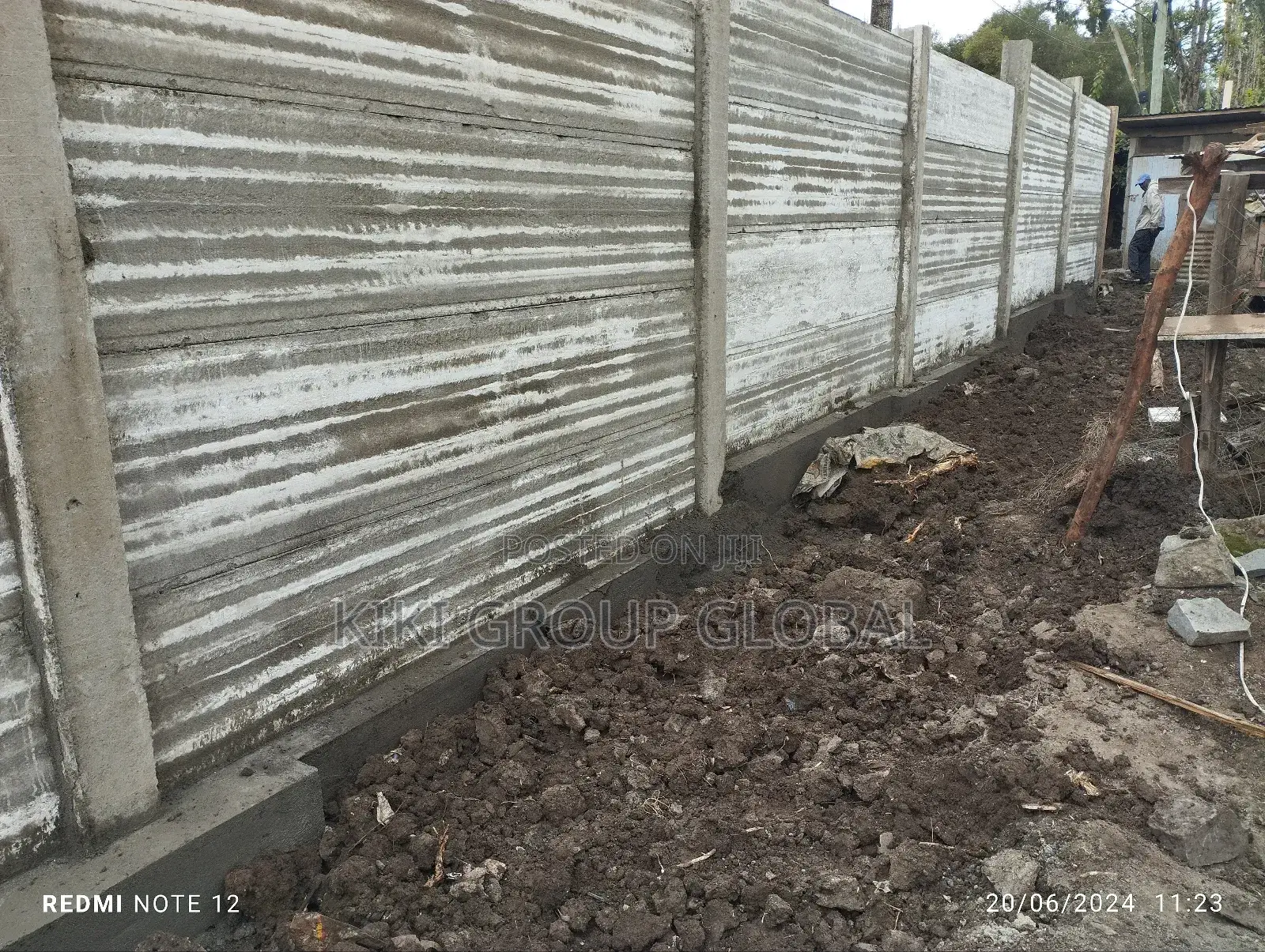 Precast Perimeter Fence Construction