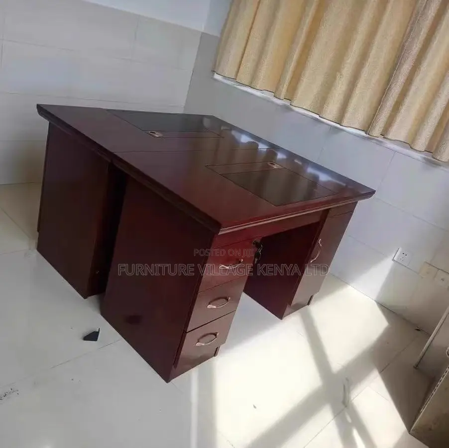 Office Desk:1.4 Meters Mahogany-Finish Desk With Storage