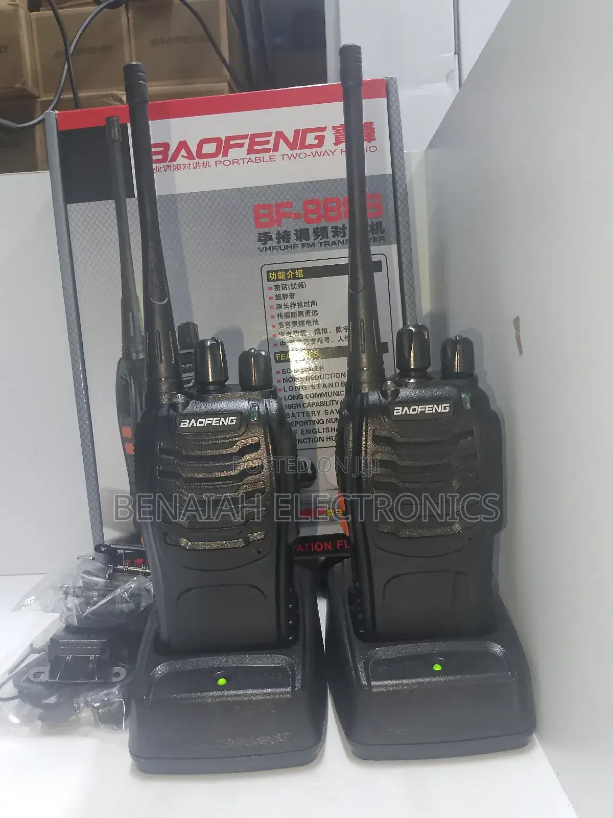 Walkie Talkie 888s Baofeng With Illumination Light