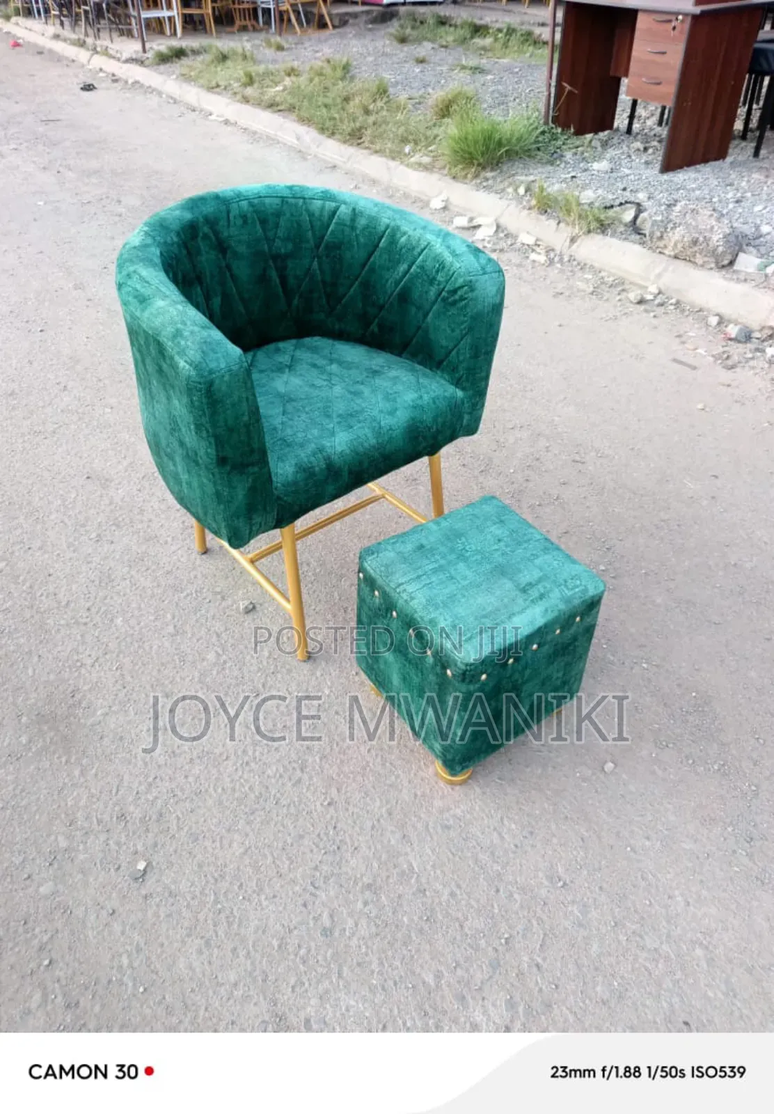 Pedicure Seat and a Pedicure Stool, Green 