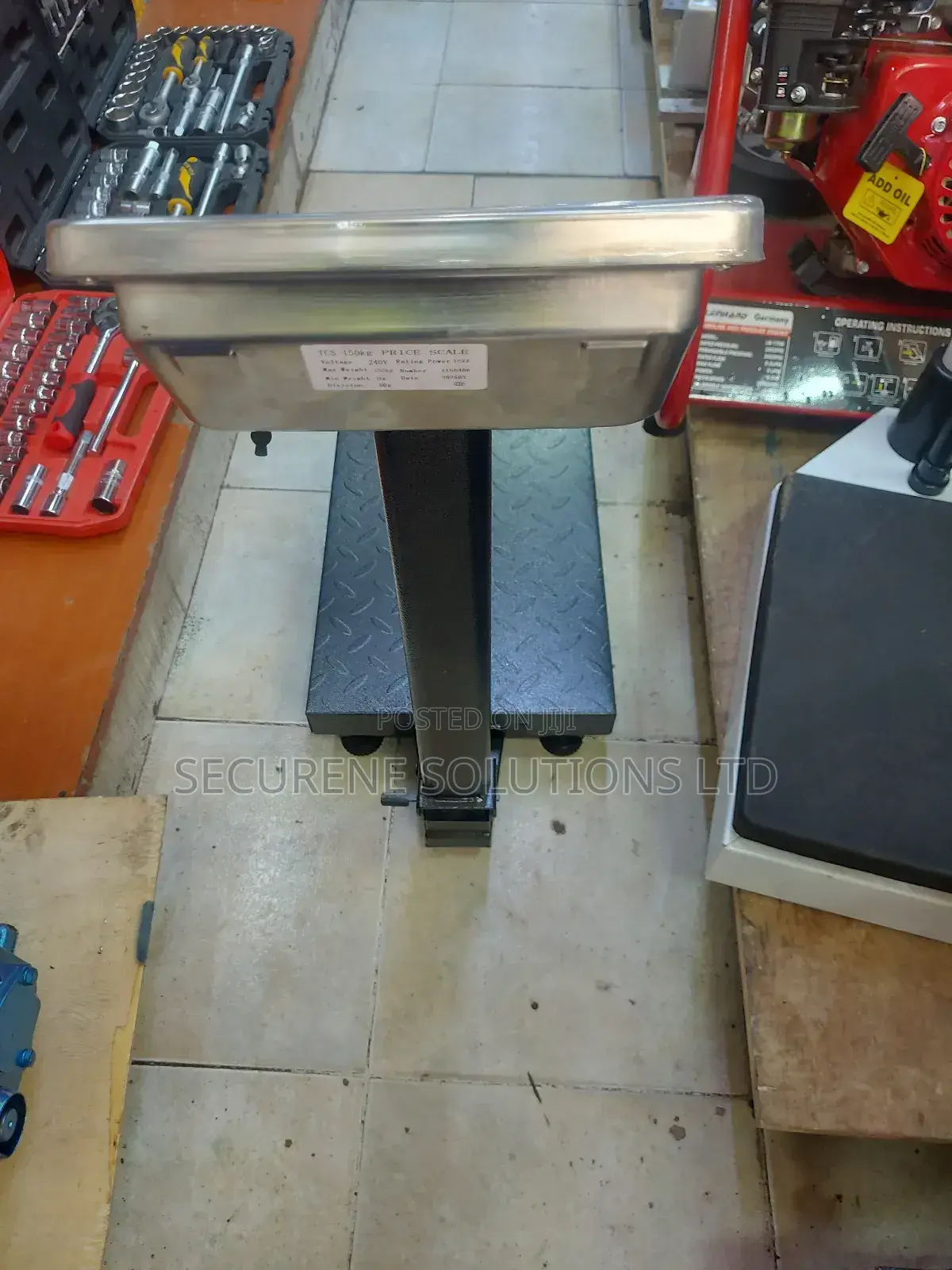 Digital Platform Weighing Scale With a Capacity of 150kg,