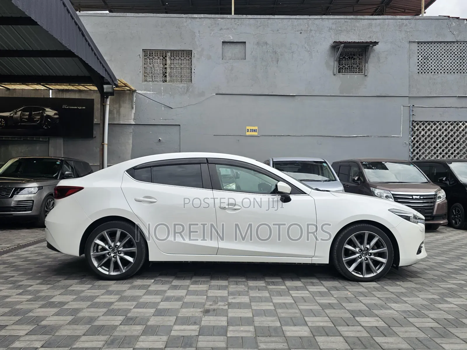 Mazda Axela 2017 White