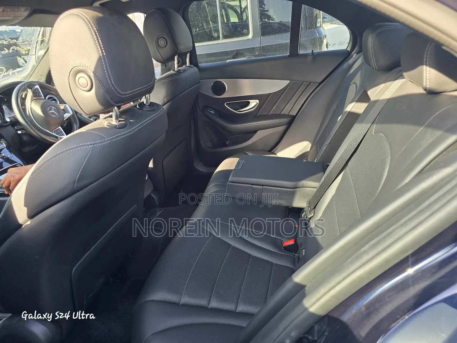 Mercedes-Benz C180 2018 Blue